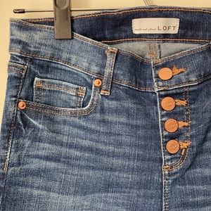 Loft modern skinny raw hem, mid rise button up